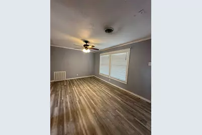 2309 Bradford Street, Orange, TX 77630 - Photo 3