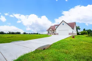 206 Shetland Ct, Angleton, TX 77515 - Photo 3