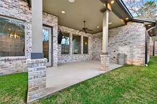 12379 Pebble View Dr, Conroe, TX 77304 - Photo 41