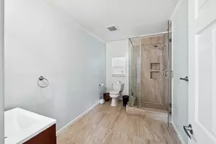 1112 E 24th St, Houston, TX 77009 - Photo 21