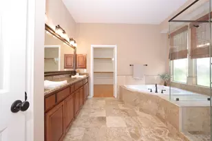 22 Villa Canyon Pl, The Woodlands, TX 77382 - Photo 21
