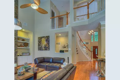 22 Villa Canyon Place, The Woodlands, TX 77382 - Photo 5