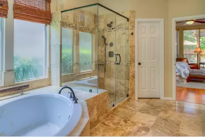 22 Villa Canyon Place, The Woodlands, TX 77382 - Photo 17