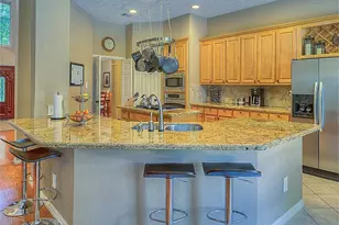 22 Villa Canyon Pl, The Woodlands, TX 77382 - Photo 9