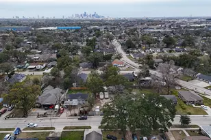 5931 Southmund St, Houston, TX 77033 - Photo 35