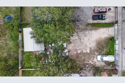 5931 Southmund Street, Houston, TX 77033 - Photo 25