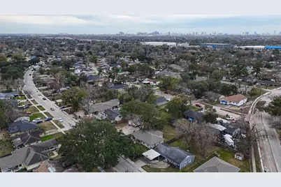 5931 Southmund Street, Houston, TX 77033 - Photo 37