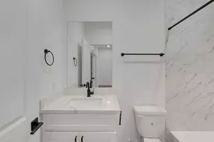 1526 Chestnut St, Houston, TX 77009 - Photo 9