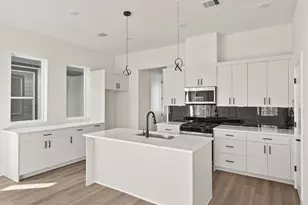 5311 Teodoro Ln, Houston, TX 77091 - Photo 9