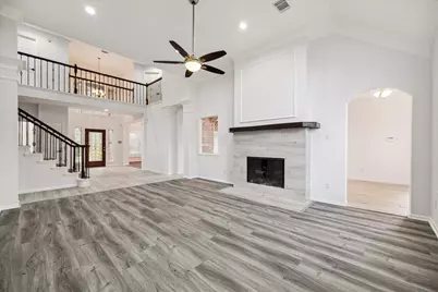 2715 Oakland Drive, Sugar Land, TX 77479 - Photo 7