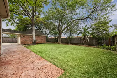 2715 Oakland Drive, Sugar Land, TX 77479 - Photo 31