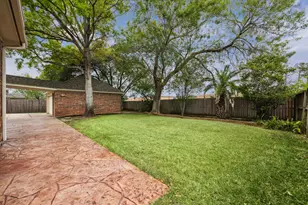 2715 Oakland Dr, Sugar Land, TX 77479 - Photo 31