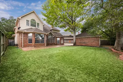 2715 Oakland Drive, Sugar Land, TX 77479 - Photo 33