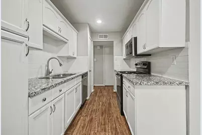 6834 Gettysburg Drive, Richmond, TX 77469 - Photo 9