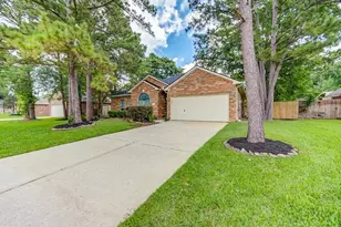 7902 Trophy Pl Dr, Humble, TX 77346 - Photo 3