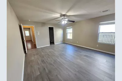 11015 Walkup Way, Houston, TX 77044 - Photo 11