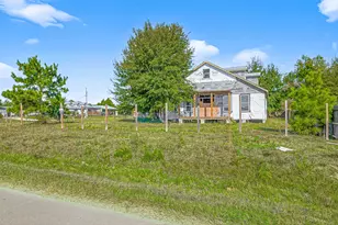 449 County Rd 3566, Cleveland, TX 77327 - Photo 9