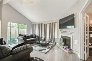 7222 Londres Dr, Houston, TX 77083 - Photo 5