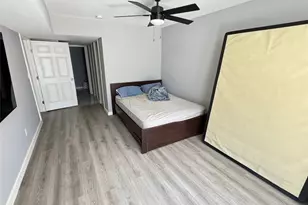 3300 Yorktown St, Houston, TX 77056 - Photo 5