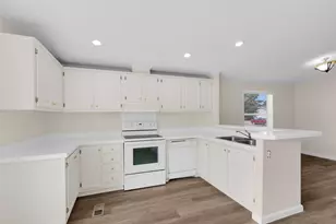 10027 Berrypatch Ln, Tomball, TX 77375 - Photo 19