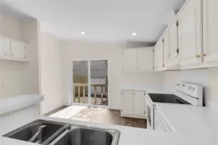 10027 Berrypatch Ln, Tomball, TX 77375 - Photo 21