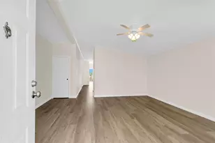 10027 Berrypatch Ln, Tomball, TX 77375 - Photo 3