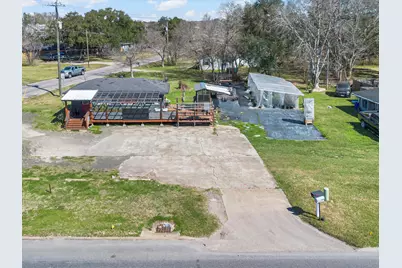 2518 W Highway 6, Alvin, TX 77511 - Photo 9