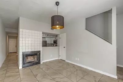 8725 Victorian Village Drive, Houston, TX 77071 - Photo 5