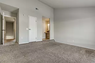 8725 Victorian Village Dr, Houston, TX 77071 - Photo 19