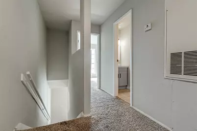 8725 Victorian Village Drive, Houston, TX 77071 - Photo 17