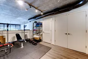 1005 S Shepherd Dr, Houston, TX 77019 - Photo 31