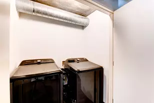 1005 S Shepherd Dr, Houston, TX 77019 - Photo 33