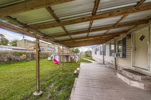 1043 County Road 3548, Cleveland, TX 77327 - Photo 3