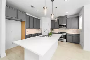 18823 River Overlook Ct, Cypress, TX 77433 - Photo 5