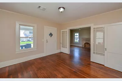 404 W Main Street, Bellville, TX 77418 - Photo 19