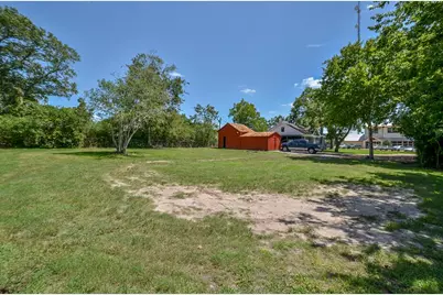 404 W Main Street, Bellville, TX 77418 - Photo 25
