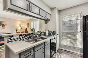 2501 Wickersham Ln, Austin, TX 78741 - Photo 11