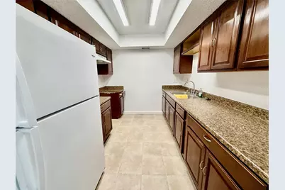 2830 S Bartell Drive #9, Houston, TX 77054 - Photo 11