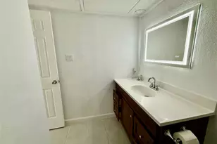2830 S Bartell Dr, Houston, TX 77054 - Photo 15