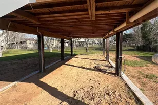 323 17th St, San Leon, TX 77539 - Photo 7