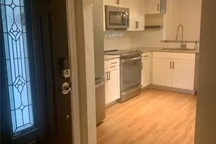 5005 Georgi Ln, Houston, TX 77092 - Photo 5