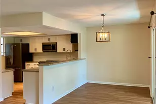 5005 Georgi Ln, Houston, TX 77092 - Photo 5