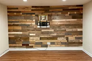 5005 Georgi Ln, Houston, TX 77092 - Photo 9