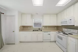 15 Gold Leaf Pl, The Woodlands, TX 77384 - Photo 11