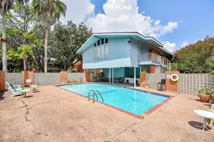 5542 Holly St, Houston, TX 77081 - Photo 33