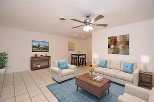 5542 Holly St, Houston, TX 77081 - Photo 7