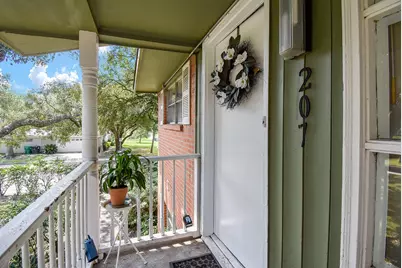 5542 Holly Street #207, Houston, TX 77081 - Photo 1