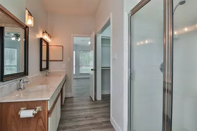 10910 Scenic Drive, Montgomery, TX 77356 - Photo 31