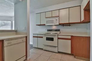 10910 Scenic Dr, Montgomery, TX 77356 - Photo 17
