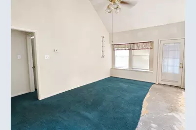 507 Welford Lane, Highlands, TX 77562 - Photo 7